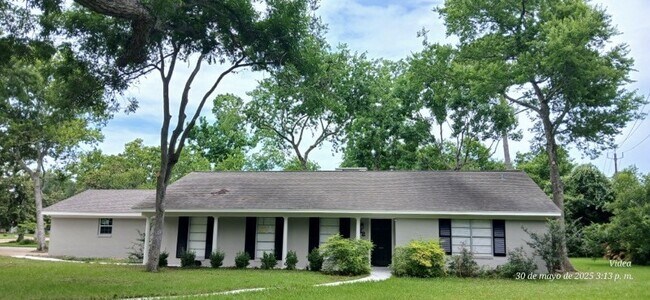 Building Photo - 52 Oyster Creek Ct