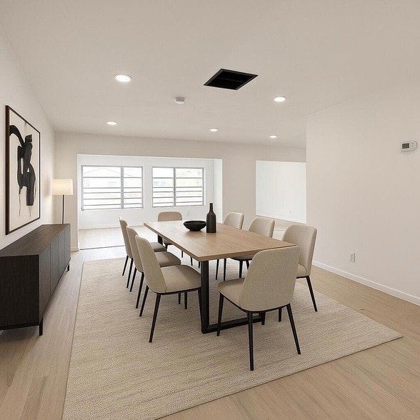 Photo - 210 W 23rd St