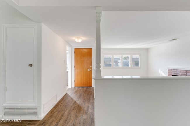 Photo - 1638 Olympic St