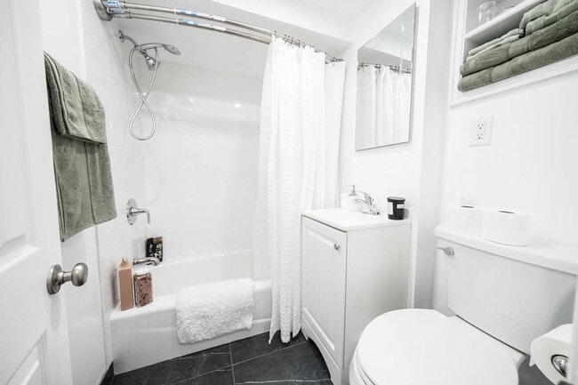 Photo - 32 W 86th St Unit ID1031992P