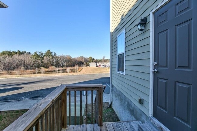 Photo - 1956 Corvallis Ave Unit 1956