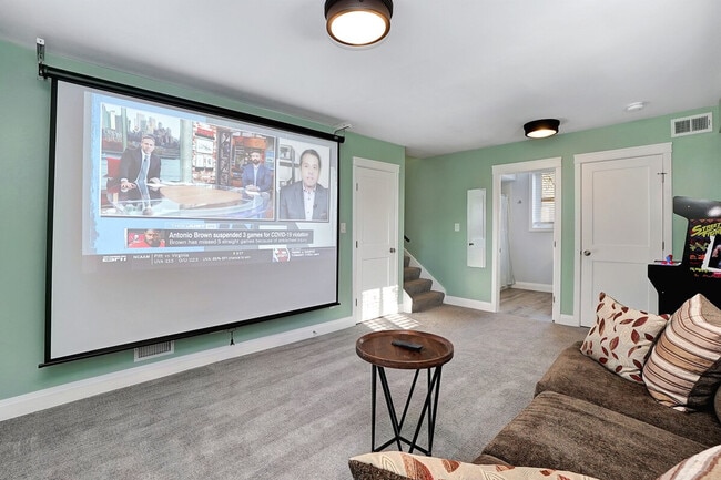 Photo - 5321 Webster St Unit ID1285044P