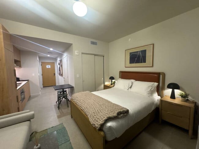 Photo - 11 NE 6th St Unit SI ID1373690P