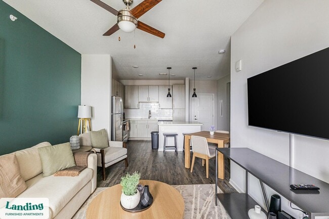 Photo - 1431 Dixie Hwy Unit 1-1411