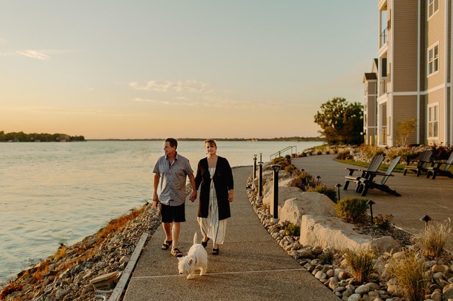 Riverwalk - 600 River Road Apartments