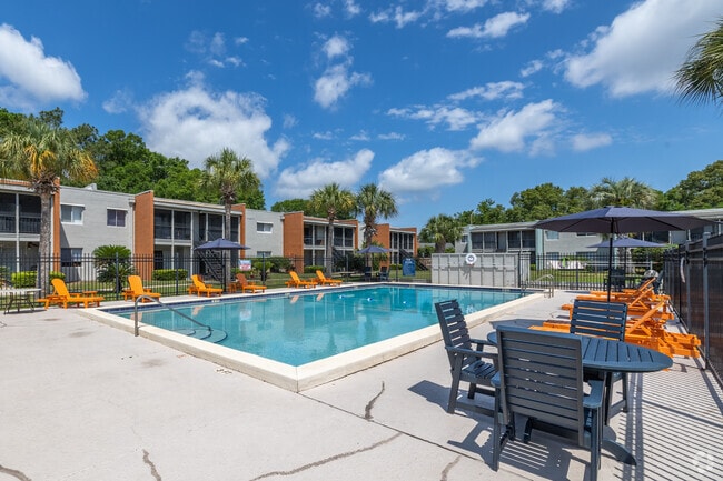 Building Photo - The Flats at Ninth Ave