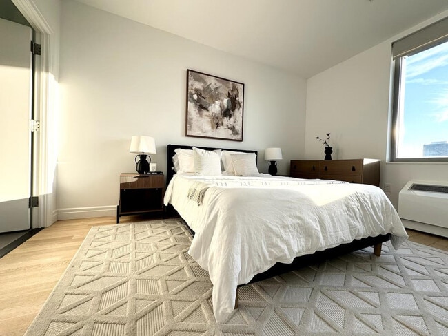 Photo - 1745 Broadway Unit ID1051274P