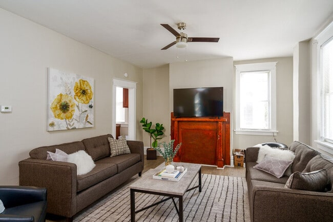 Building Photo - 421 Pennsylvania Ave Unit ID1308983P