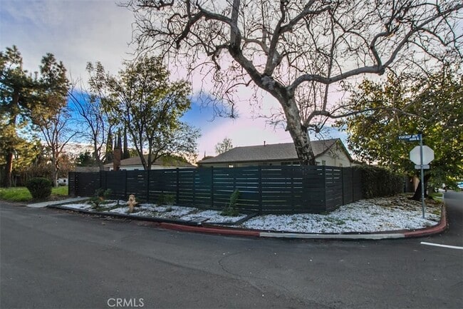 Photo - 6059 Vantage Ave