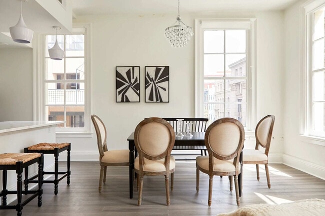 Photo - 800 Gravier St Unit ID1272387P