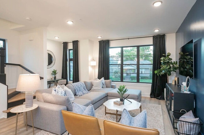 Building Photo - 402 Cleveland St Unit ID1312354P