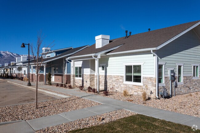 Photo - Klein Huis at Turner Mill