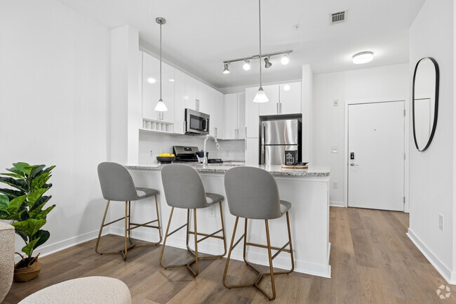 1BR, 1BA - 787SF - Kitchen - 75 Tresser Blvd Apartments