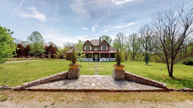 Photo - 8745 Old Charlotte Pike