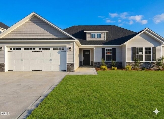 Building Photo - 918 Uplands Ln