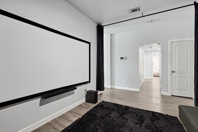 Photo - 521 E Robin Ct Unit ID1056455P