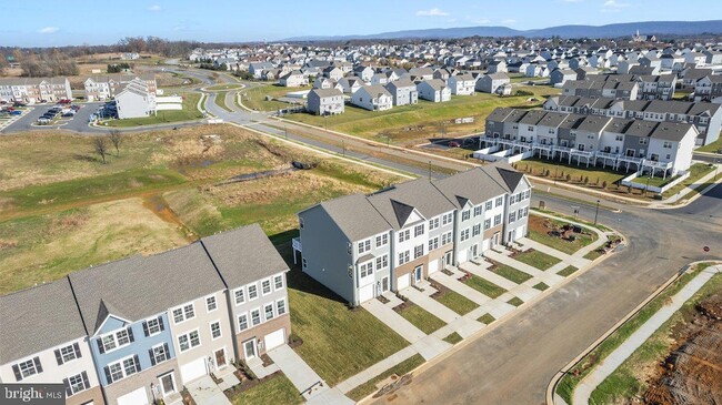 Photo - 569 Seeback Dr