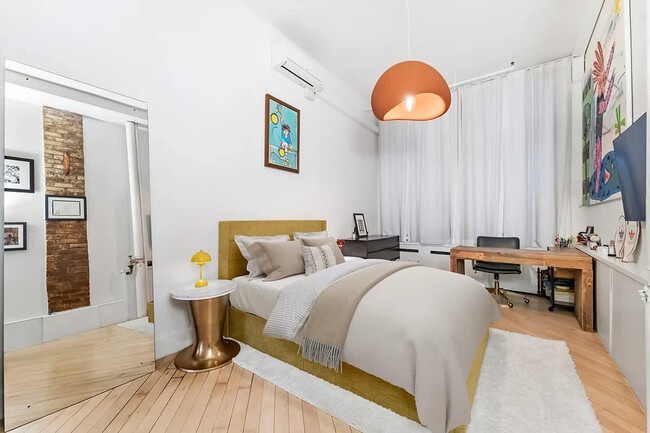 Photo - 20 E 17th St Unit ID1256829P