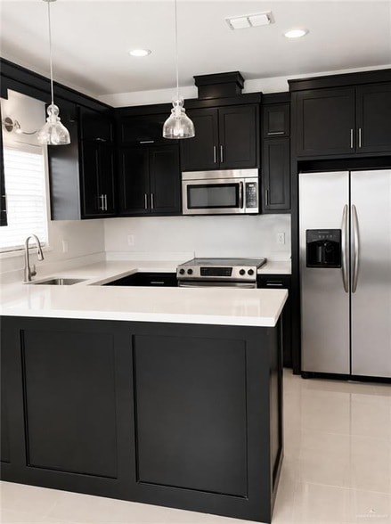 Photo - 1219 White Oak Dr Unit Apt 4