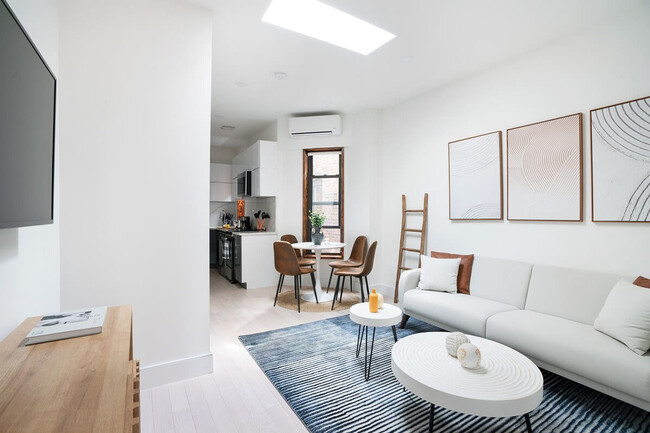 Photo - 515 W 48th St Unit SI ID1021970P