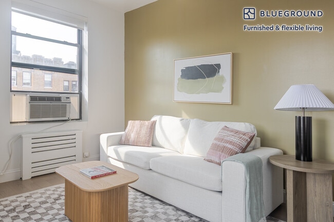 Photo - 915 W End Ave Unit FL14-ID1869