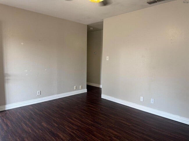 Photo - 4613 Langford Ln