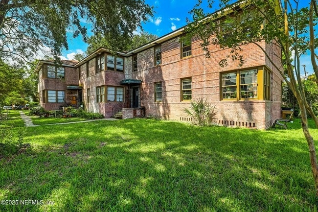 Photo - 2746 Vernon Terrace Unit 4