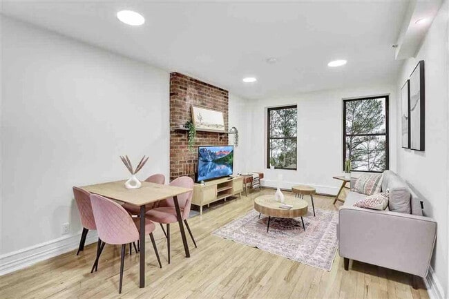 Photo - 1830 3rd Ave Unit ID1358386P