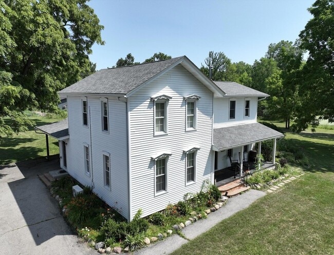 Building Photo - 4725 E North Territorial Rd
