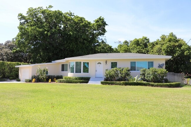 Photo - 323 Spanish River Blvd