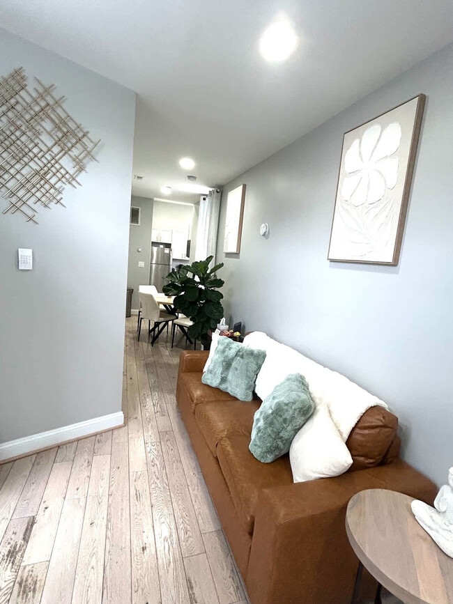 Photo - 45 Rhode Island Ave NE Unit ID1388284P