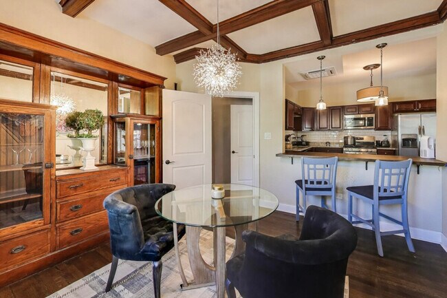 Photo - 1506 W Thome Ave Unit ID1364275P