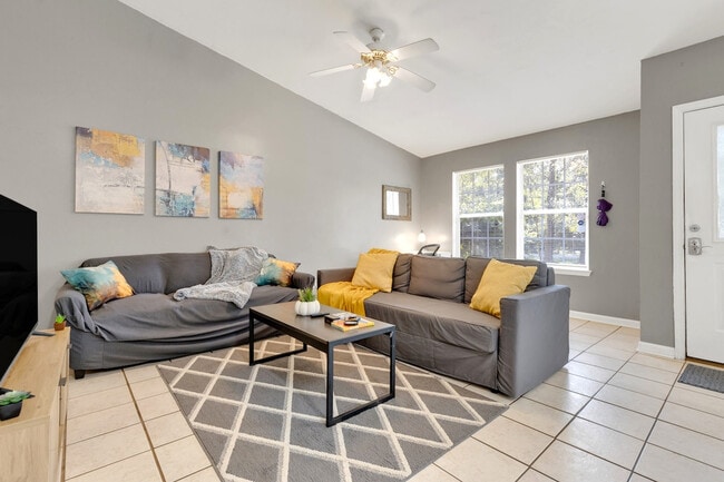 Photo - 221 Cactus St Unit SI ID1319921P