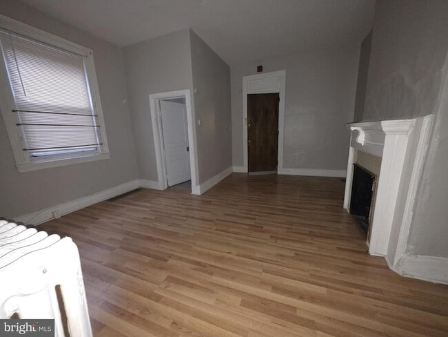 Photo - 4802 Chester Ave Unit 1F