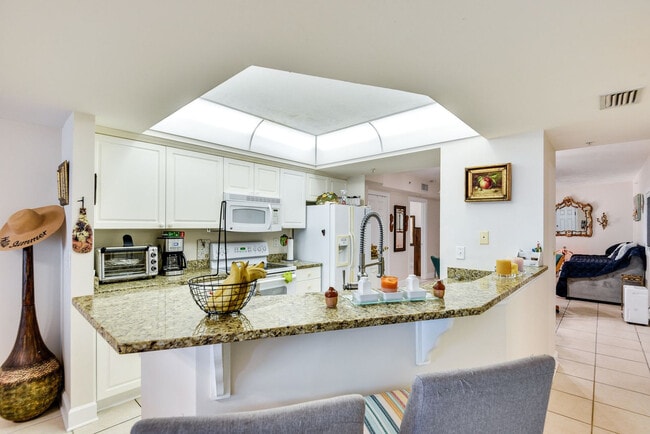 Photo - 2055 S Atlantic Ave Unit SI FL8-ID1545833P