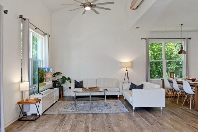 Photo - 10229 W Middleburg Loop Unit SI ID1472657P