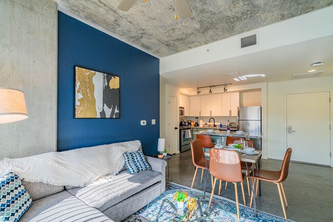 Photo - 333 E Roosevelt St Unit ID1388725P