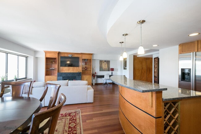 Photo - 2405 I St NW Unit SI ID1587673P