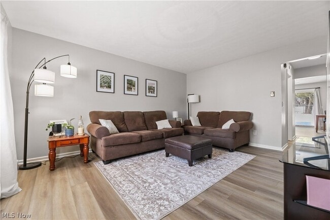 Photo - 12447 Cleveland Ave NW