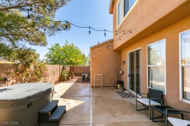 Photo - 5928 Attavilla Dr