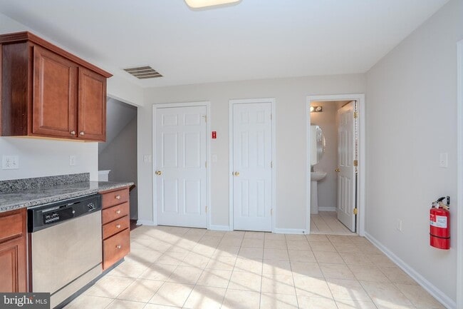 Photo - 5 Rafting Way