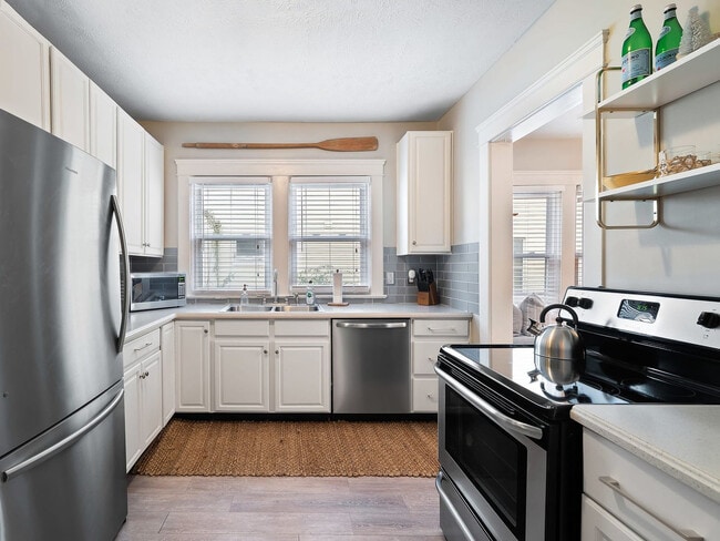 Photo - 1289 W 102nd St Unit SI ID1593941P