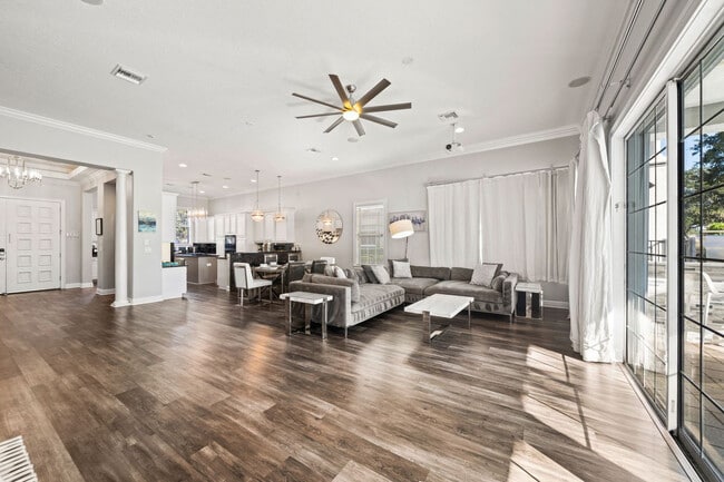 Photo - 1229 Radiant St Unit SI ID1622420P