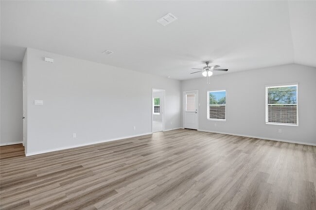 Photo - 312 Blanco Dr