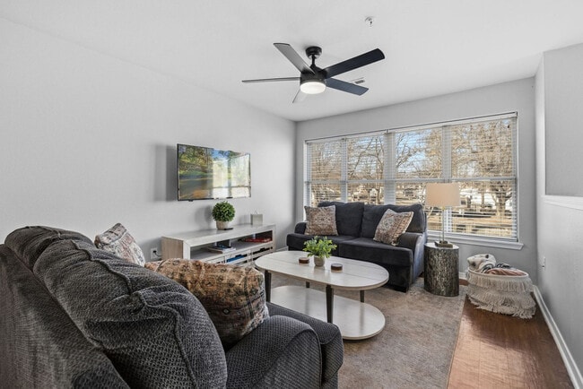 Building Photo - 1852 N Scull Creek Dr Unit ID1384003P