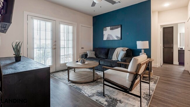 Building Photo - 14006 Potranco Rd Unit 8206