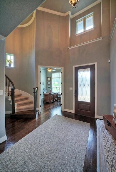 Photo - 101 Maxwell Way