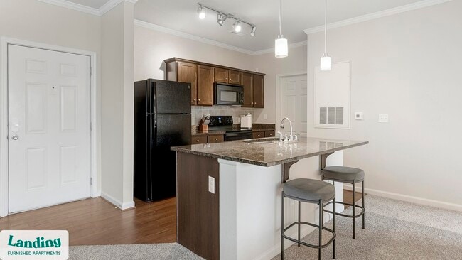 Photo - 97 Market Point Dr Unit 1012.1407998