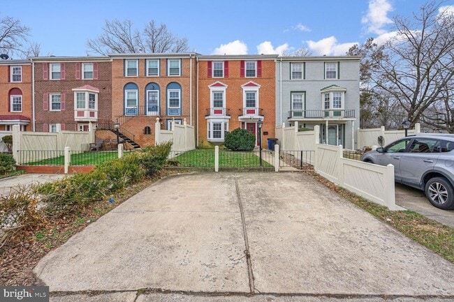 Photo - 8102 Pinelake Ct