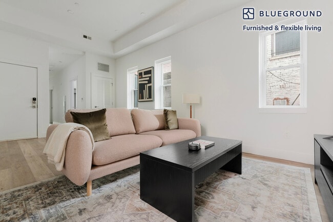 Building Photo - 1321 Rhode Island Ave NW Unit FL1-ID1201